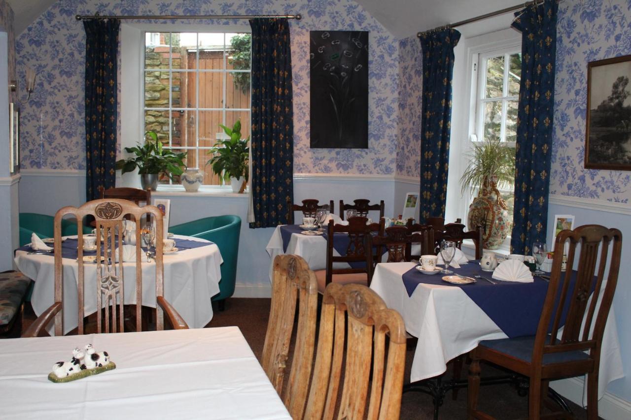מלון טאים The Old Red Lion מראה חיצוני תמונה